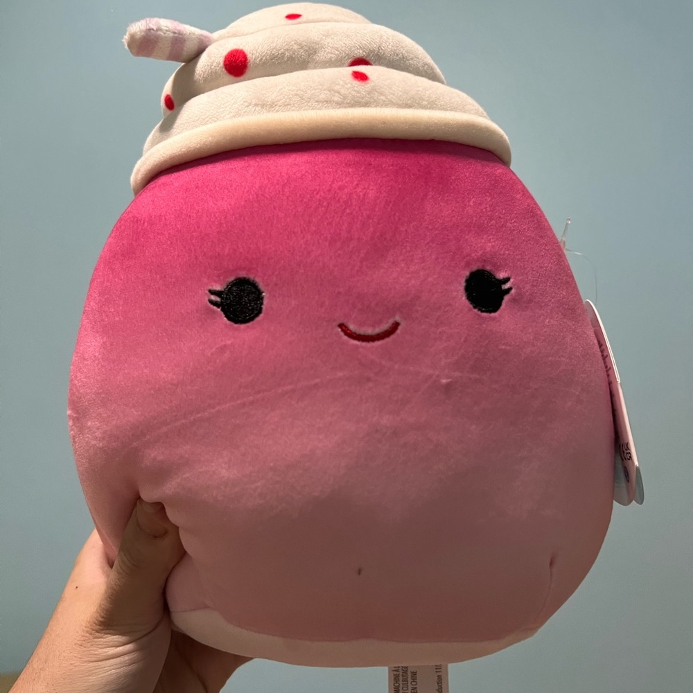 8” cinnamon squishmallow